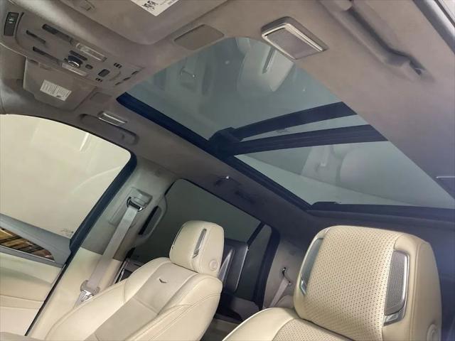 2023 Cadillac Escalade 4WD Sport Platinum