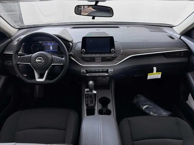 2026 Nissan Altima SV FWD