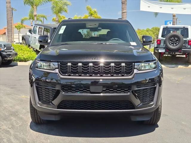 2026 Jeep Grand Cherokee Altitude 4x2
