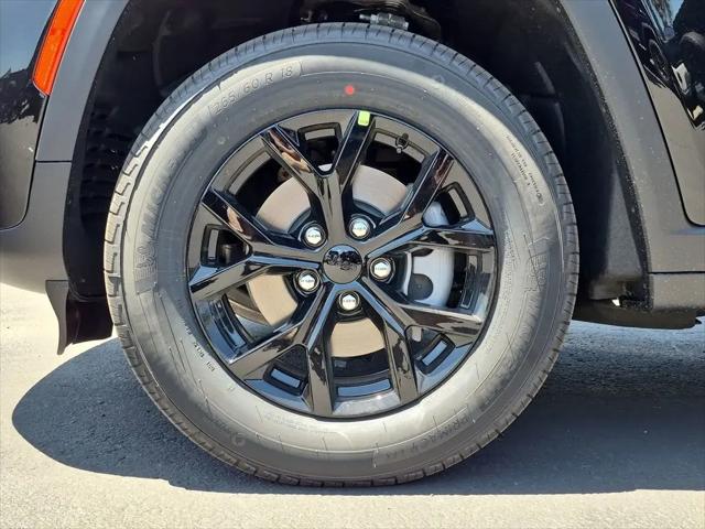 2026 Jeep Grand Cherokee Altitude 4x2
