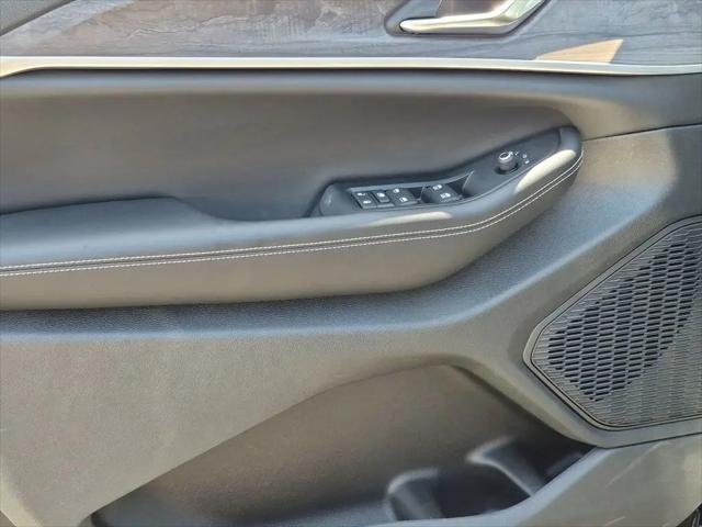 2026 Jeep Grand Cherokee Altitude 4x2