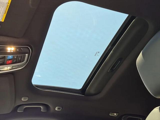 2026 Jeep Grand Cherokee Altitude 4x2