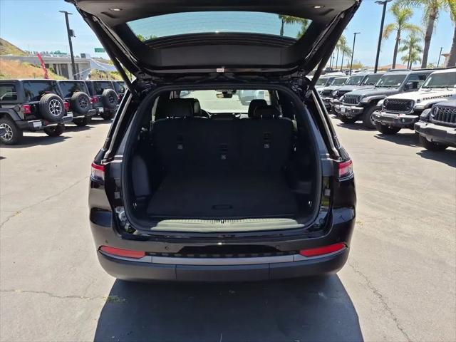 2026 Jeep Grand Cherokee Altitude 4x2