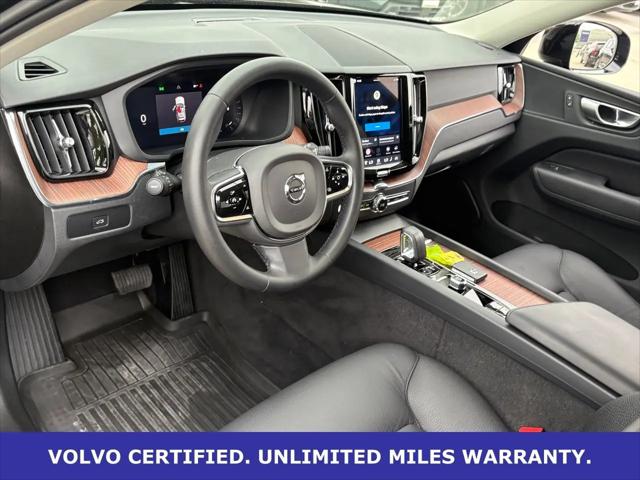 2024 Volvo XC60 B5 Plus Dark Theme