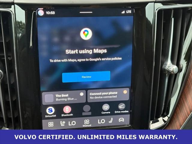2024 Volvo XC60 B5 Plus Dark Theme