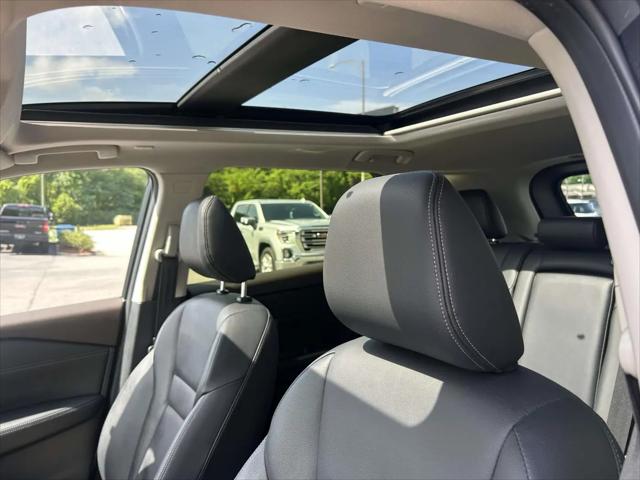 2023 Nissan Rogue SL FWD