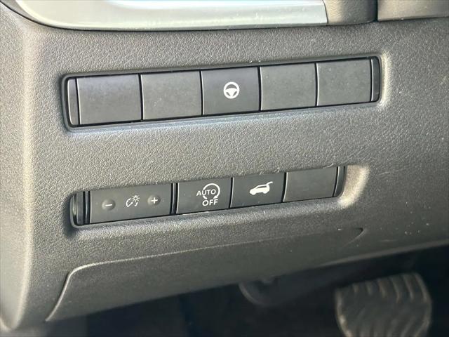 2023 Nissan Rogue SL FWD