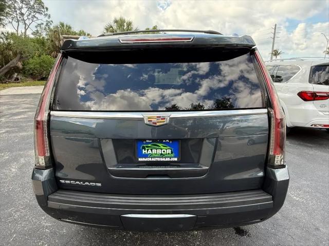 2019 Cadillac Escalade Luxury