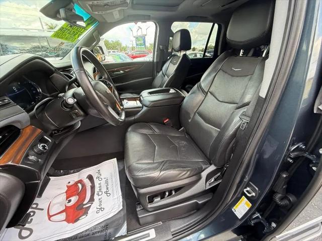 2019 Cadillac Escalade Luxury