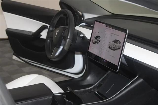 2020 Tesla Model 3 Long Range Dual Motor All-Wheel Drive