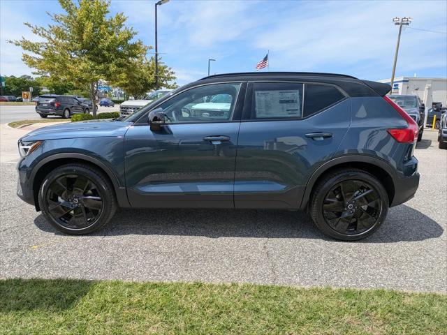 2026 Volvo XC40 Black Edition Ultra, B5 AWD Gas (mild hybrid)
