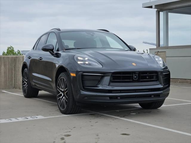 2026 Porsche Macan Macan