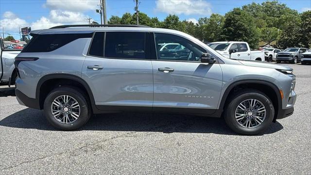 2026 Chevrolet Traverse FWD LT