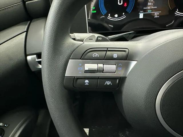 2026 Hyundai Tucson Hybrid Blue SE