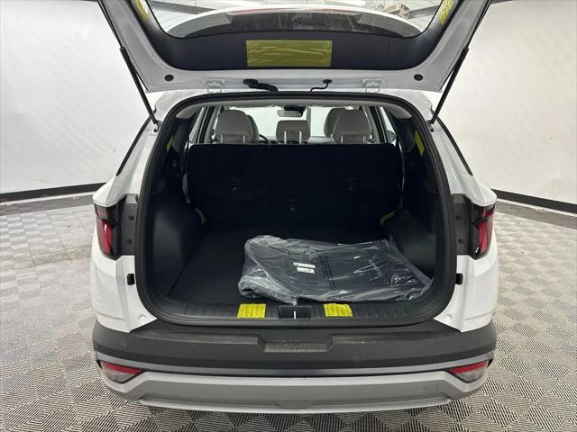 2026 Hyundai Tucson Hybrid Blue SE