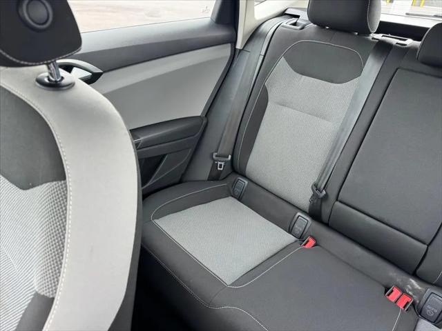 2022 Volkswagen Taos 1.5T S