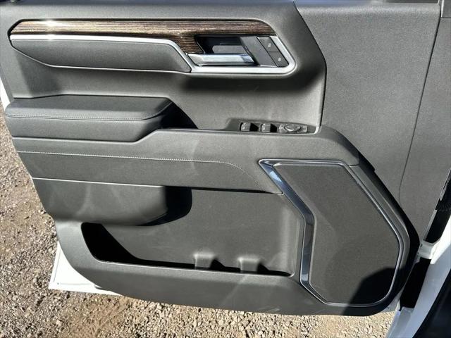 2026 GMC Sierra 1500 Crew Cab, Short Bed, SLE, 4WD