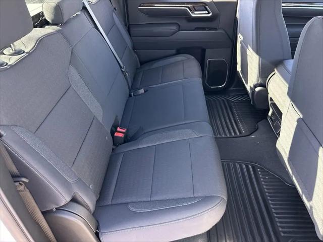 2026 GMC Sierra 1500 Crew Cab, Short Bed, SLE, 4WD