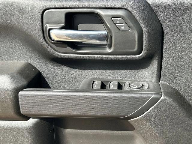2026 GMC Sierra 2500HD Crew Cab, Standard Bed, Pro, RWD