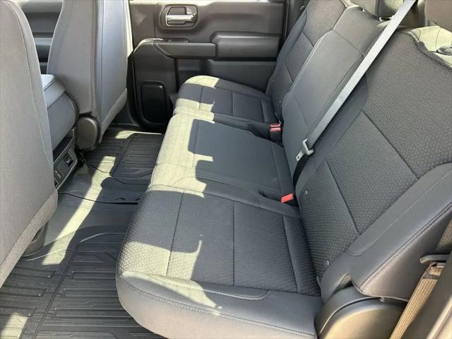 2026 GMC Sierra 2500HD Crew Cab, Standard Bed, Pro, RWD