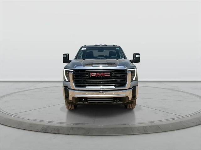 2026 GMC Sierra 2500HD Crew Cab, Standard Bed, Pro, RWD
