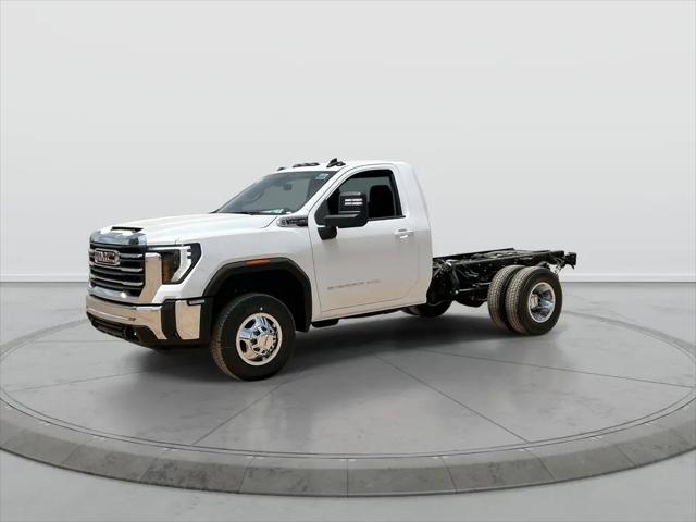 2026 GMC Sierra 3500HD SLE