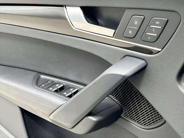 2020 Audi Q5 Premium Plus 55 TFSI e quattro S tronic