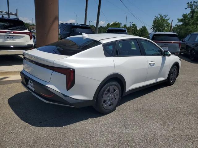2026 Kia K4 LX