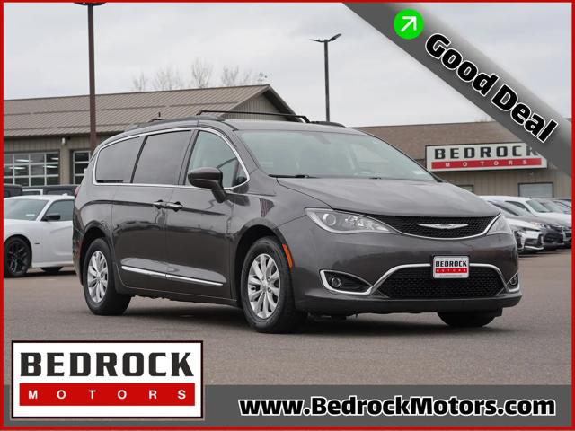 2017 Chrysler Pacifica Touring-L for sale in Rogers, MN