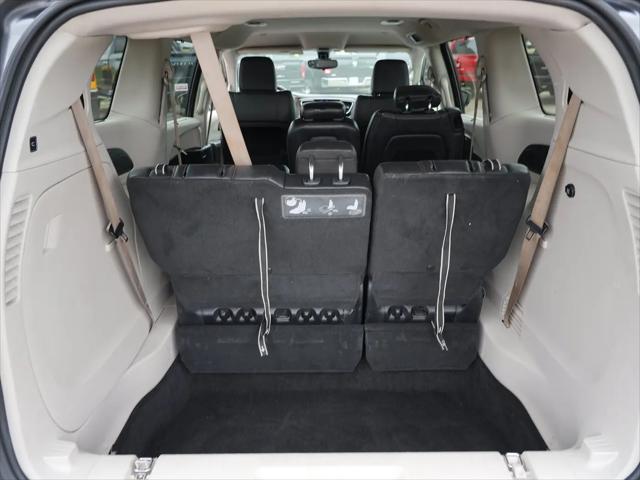 2017 Chrysler Pacifica Touring-L