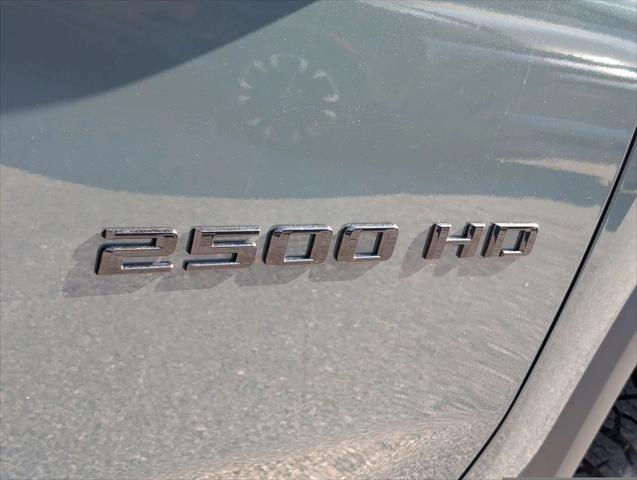 2026 Chevrolet Silverado 2500HD Crew Cab, Standard Bed, LT, 4WD