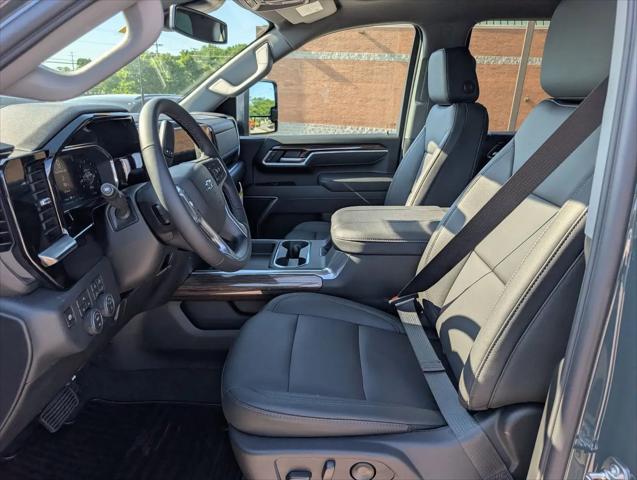 2026 Chevrolet Silverado 2500HD Crew Cab, Standard Bed, LT, 4WD