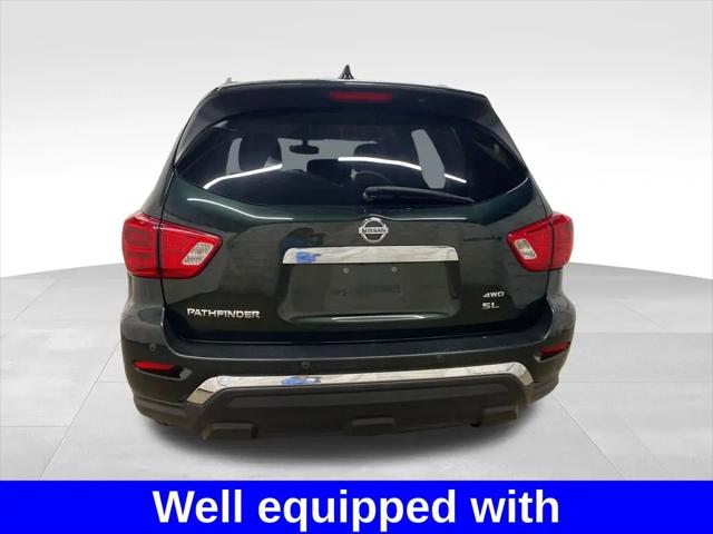 2019 Nissan Pathfinder SL