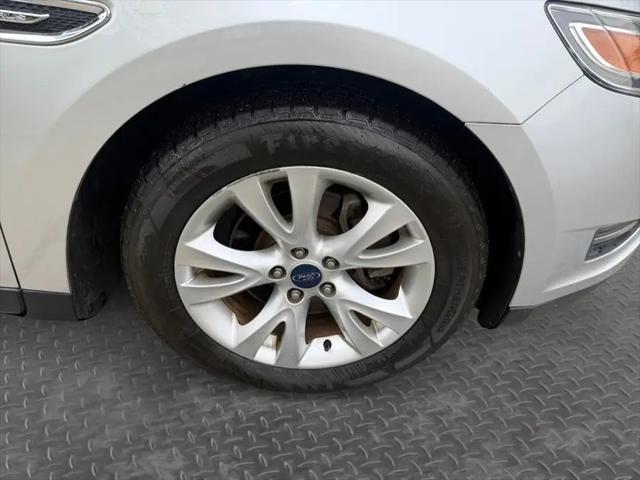 2012 Ford Taurus SEL