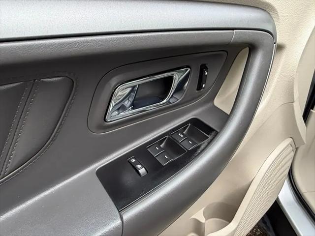 2012 Ford Taurus SEL