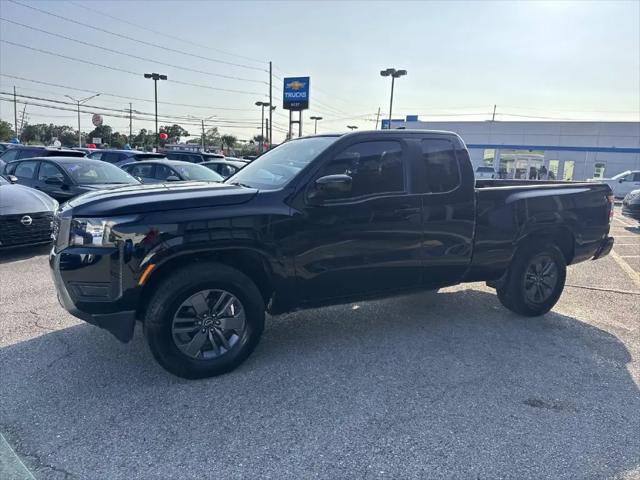2025 Nissan Frontier King Cab SV 4x2