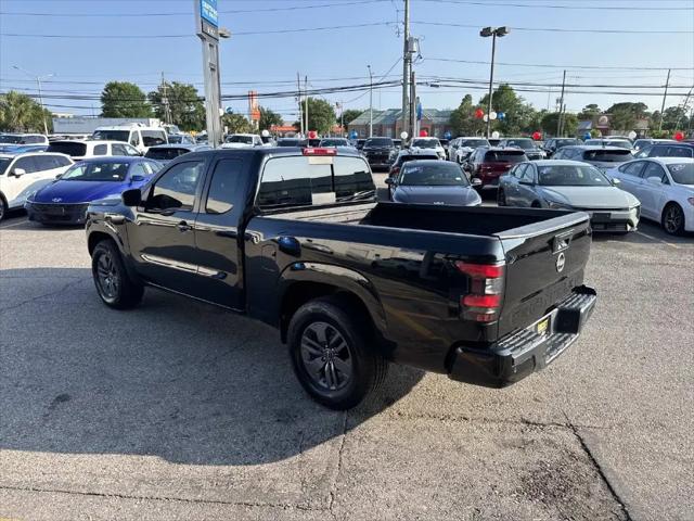 2025 Nissan Frontier King Cab SV 4x2