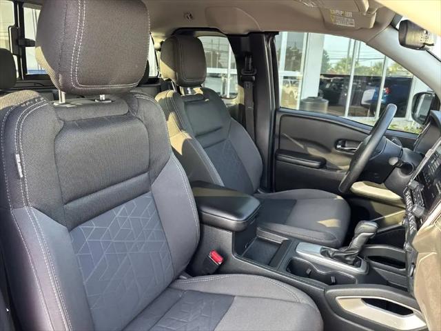 2025 Nissan Frontier King Cab SV 4x2