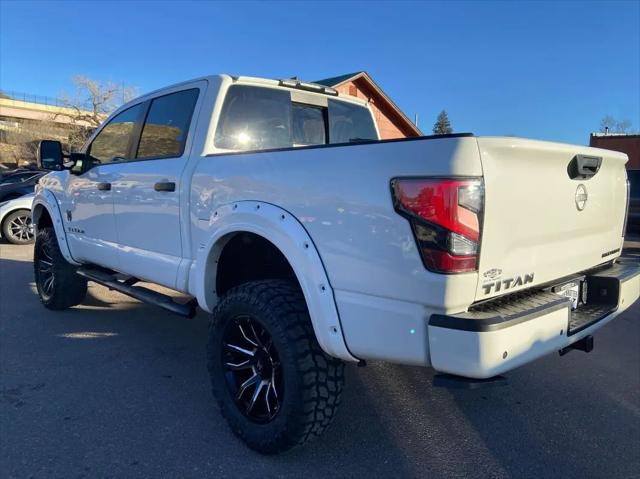 2023 Nissan Titan Crew Cab SV 4x4