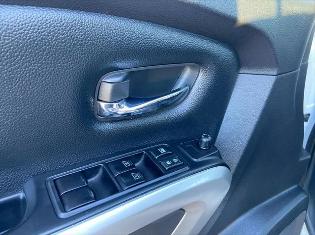 2023 Nissan Titan Crew Cab SV 4x4