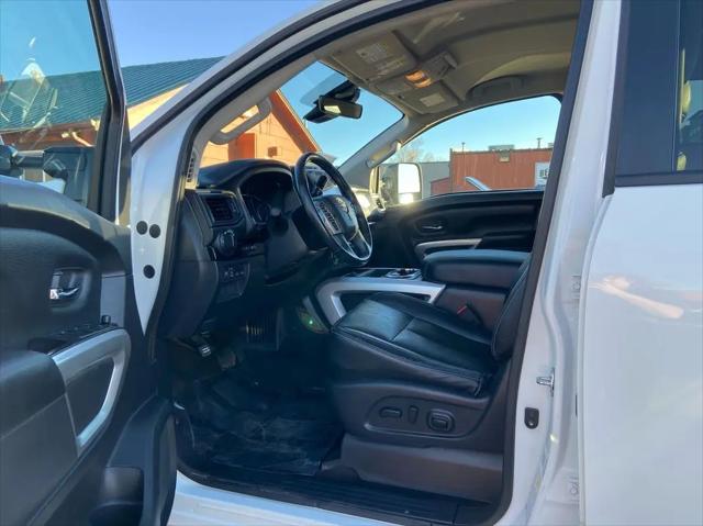 2023 Nissan Titan Crew Cab SV 4x4