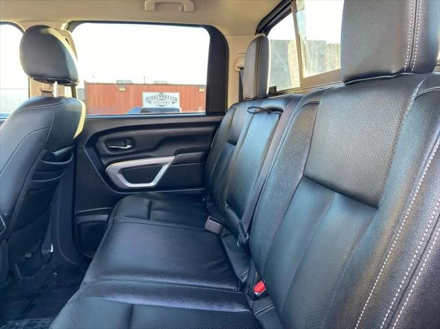 2023 Nissan Titan Crew Cab SV 4x4