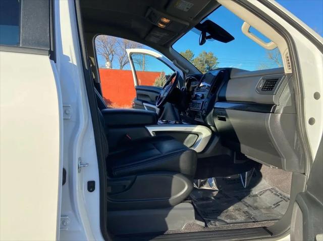 2023 Nissan Titan Crew Cab SV 4x4
