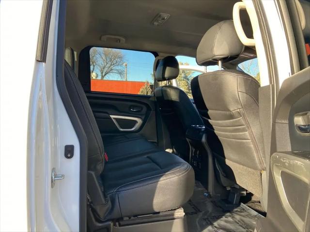 2023 Nissan Titan Crew Cab SV 4x4