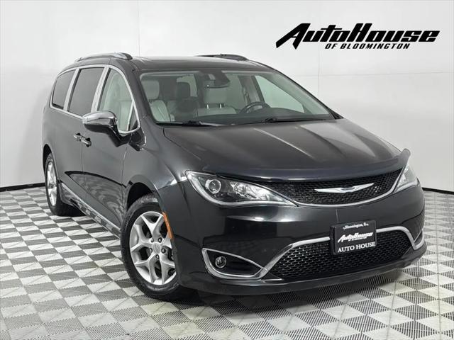 2020 Chrysler Pacifica Limited for sale in Bloomington, IL