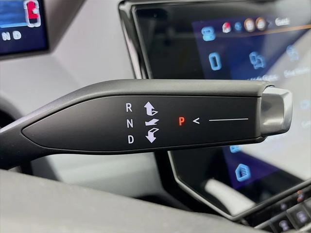 2027 Chevrolet Bolt LT FWD
