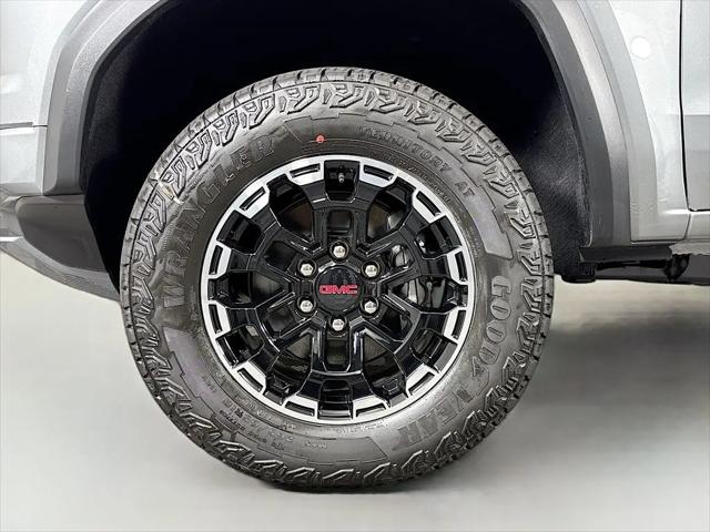 2026 GMC Canyon AT4, 4WD