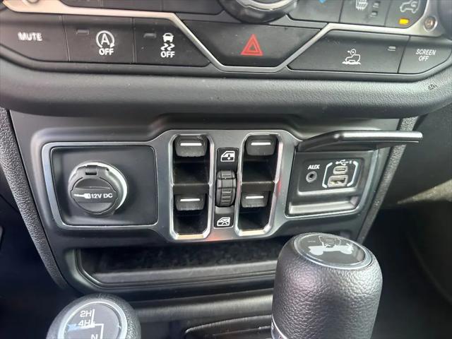 2025 Jeep Wrangler 4-Door Sahara 4x4