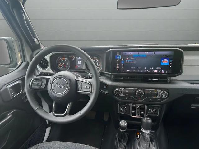2025 Jeep Wrangler 4-Door Summit 4x4