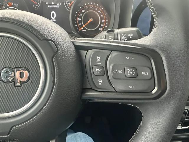 2025 Jeep Wrangler 4-Door Summit 4x4